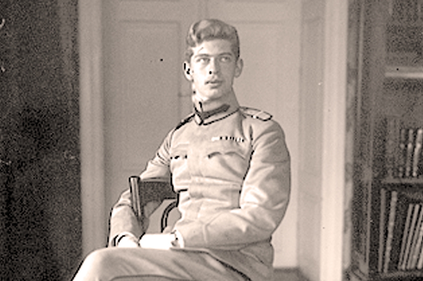 Ucenicia de ofițer a prințului Carol